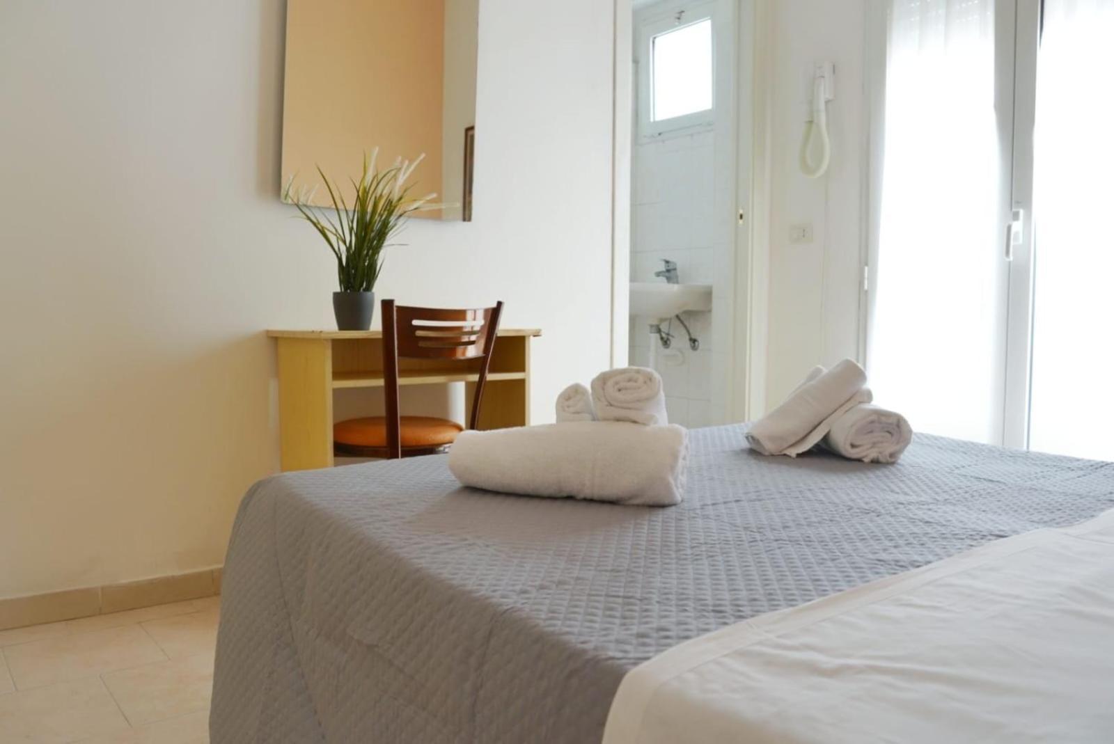 Hotel Malibu Mare Rimini Exterior photo