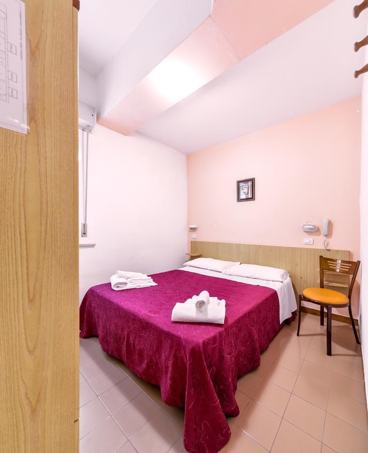 Hotel Malibu Mare Rimini Exterior photo