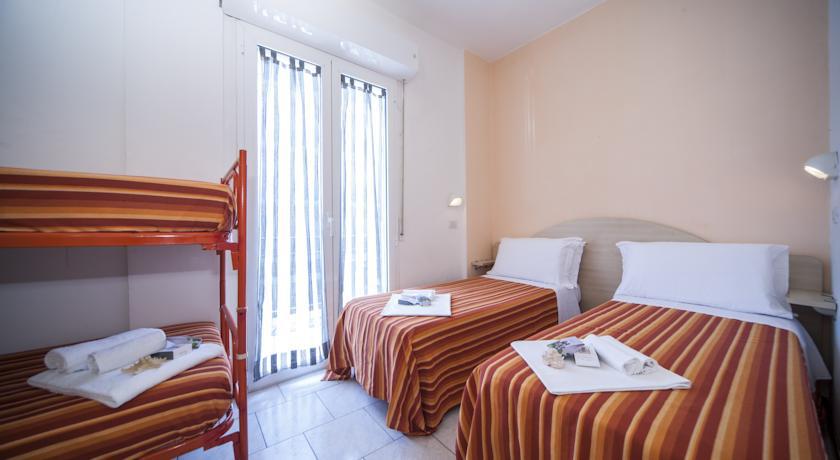 Hotel Malibu Mare Rimini Exterior photo